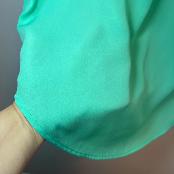 Pink Owl Women's Sleeveless Blouse Shirt Aqua Blue Split Neck Lightweight Medium - Picture 4 of 10